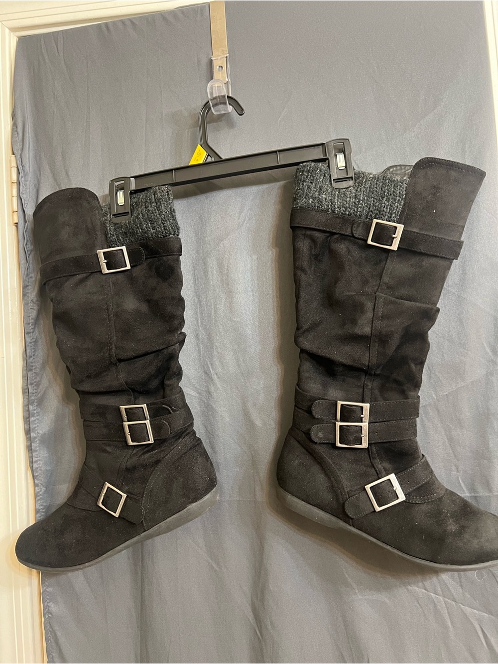 Bongo Black Buckle Knee-High Women's faux  suede Boots 8